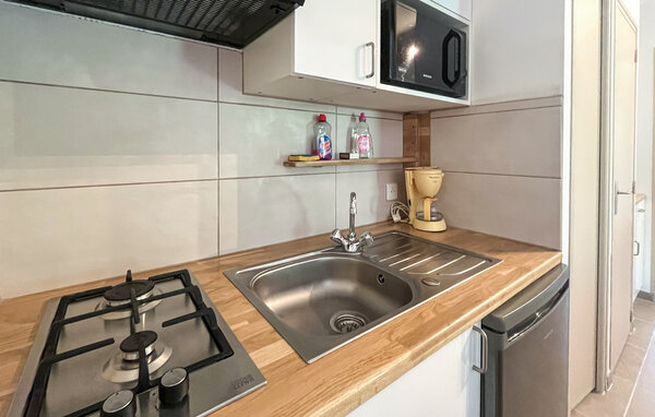 Location de vacances - Mejannes-le-Clap , France - FLG955 4