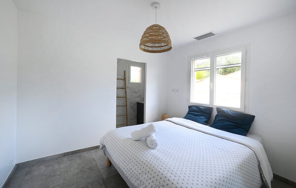 Holiday Home - Saint-Michel-d'Euzet , France - FLG956 601