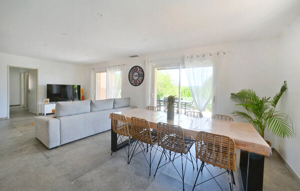 Holiday Home - Saint-Michel-d'Euzet , France - FLG956 5