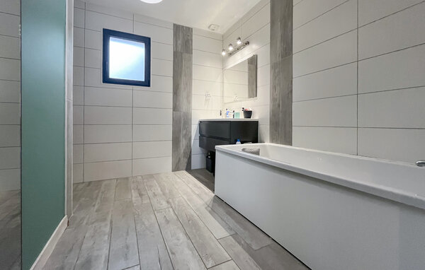 Location de vacances - St-Genies-de-Comolas , France - FLG963 702