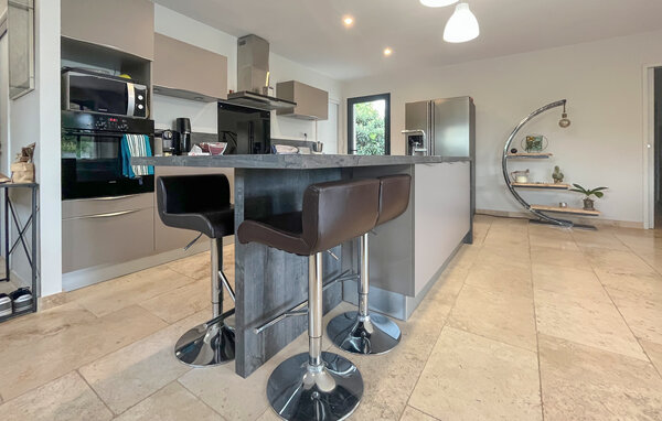 Location de vacances - St-Genies-de-Comolas , France - FLG963 403