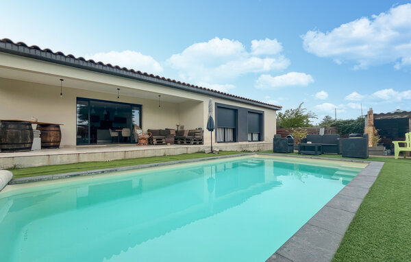 Location de vacances - St-Genies-de-Comolas , France - FLG963 1