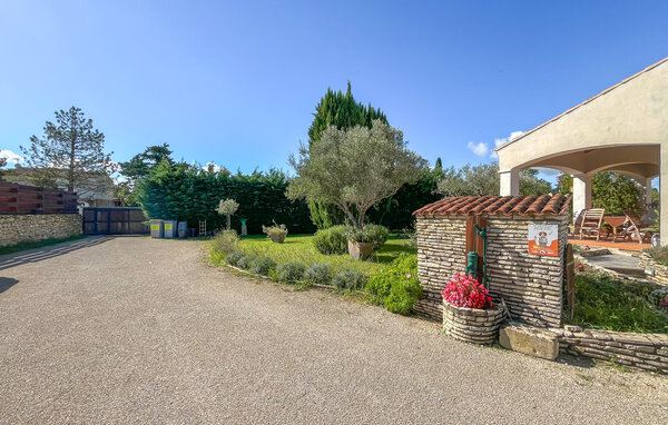 Location de vacances - Aramon , France - FLG964 101