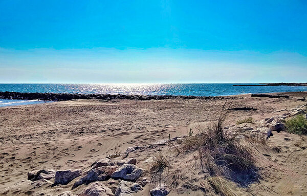 Location de vacances - Nages-et-Solorgues , France - FLG970 903