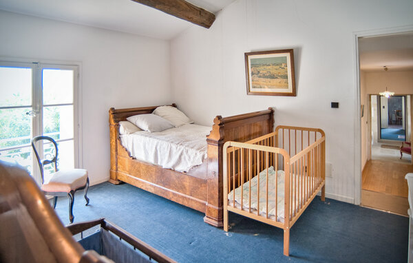 Location de vacances - Nages-et-Solorgues , France - FLG970 603