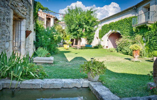 Location de vacances - Nages-et-Solorgues , France - FLG970 108