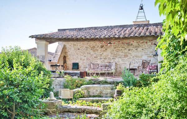 Location de vacances - Nages-et-Solorgues , France - FLG970 112