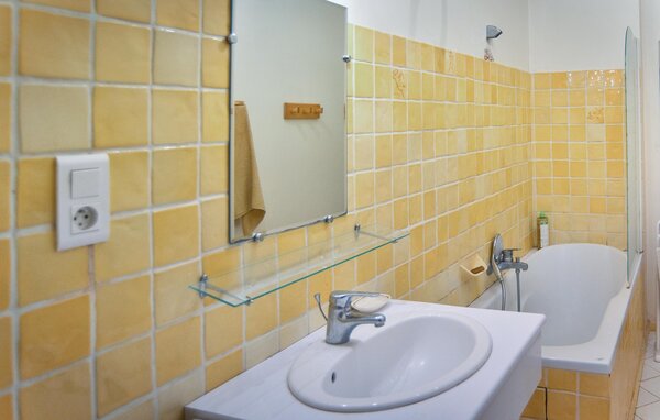 Location de vacances - Nages et solorgues , France - FLG971 701