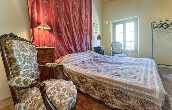 Location de vacances - Nages et solorgues , France - FLG971 602