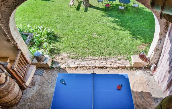 Location de vacances - Nages et solorgues , France - FLG971 103