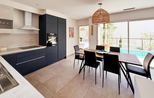 Holiday Home - Nimes , France - FLG974 5