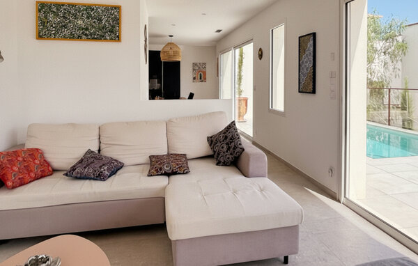 Holiday Home - Nimes , France - FLG974 4