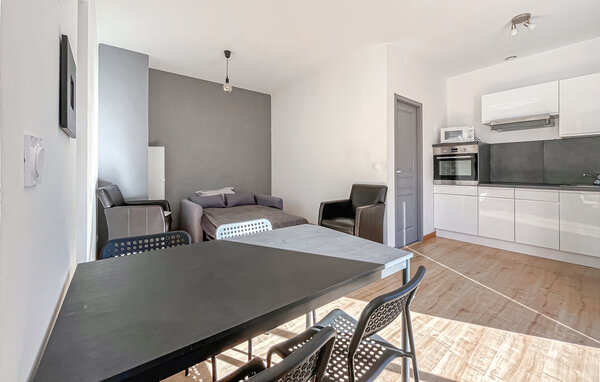 Location de vacances - Sernhac , France - FLG975 402