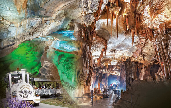 Location de vacances - Saint André de Roquepertuis , France - FLG977 906