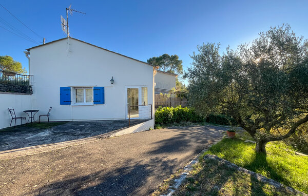 Location de vacances - Saint André de Roquepertuis , France - FLG977 104