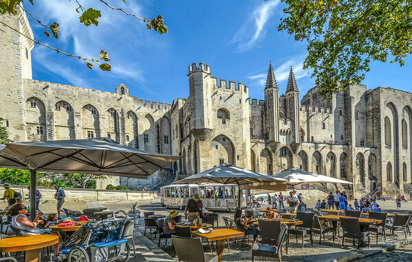 Location de vacances - Aramon , France - FLG985 902