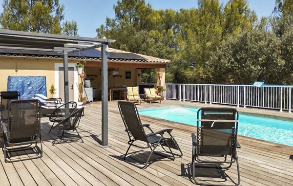 Holiday Home - Collias , France - FLG986 12