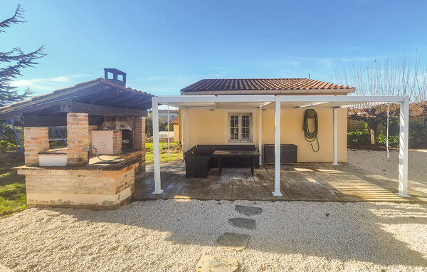 Holiday Home - Méjannes-lès-Alès , France - FLG991 104