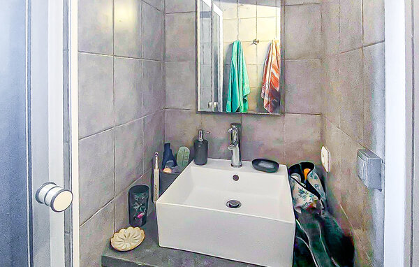 Location de vacances - Mejannes le clap , France - FLG993 701