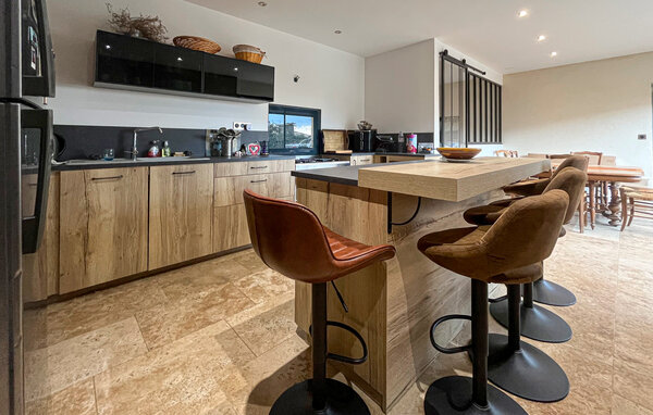 Location de vacances - Montaren St Mediers , France - FLG995 7