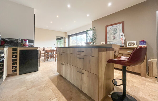 Location de vacances - Montaren St Mediers , France - FLG995 401