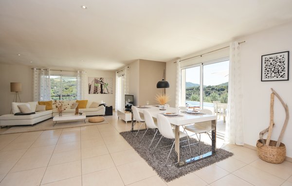 Holiday Home - St-Nazaire de Ladarez , France - FLH129 3