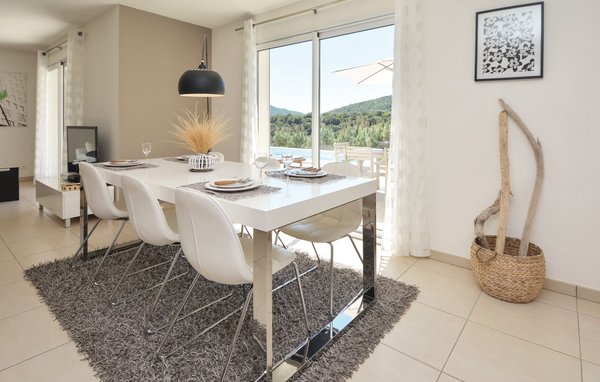Holiday Home - St-Nazaire de Ladarez , France - FLH129 302