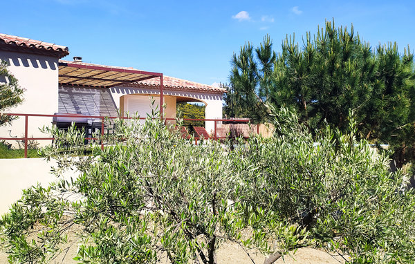Holiday Home - St-Nazaire de Ladarez , France - FLH129 103