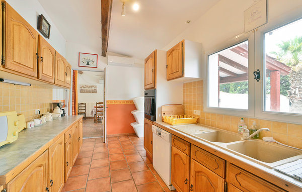 Location de vacances - Aspiran , France - FLH180 401