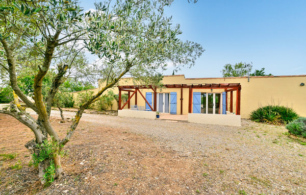 Location de vacances - Aspiran , France - FLH180 81