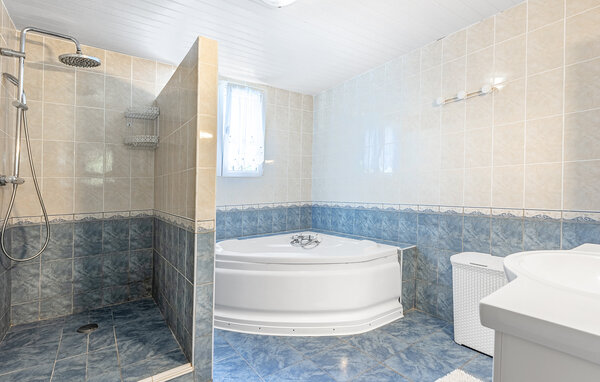 Holiday Home - Roujan , France - FLH235 701