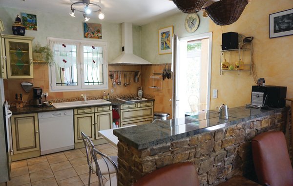 Location de vacances - Prades sur Vernazobre , France - FLH294 2