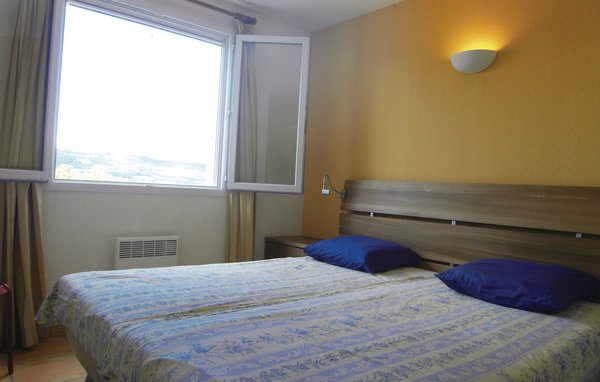 Semesterhus - Cruzy , Frankrike - FLH313 601