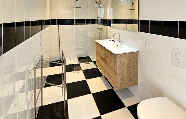 Location de vacances - Pierrerue , France - FLH319 702