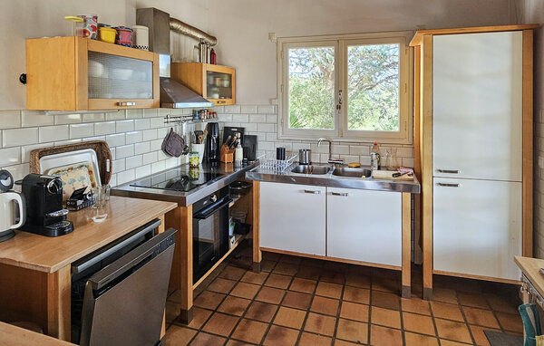 Location de vacances - Pierrerue , France - FLH319 8