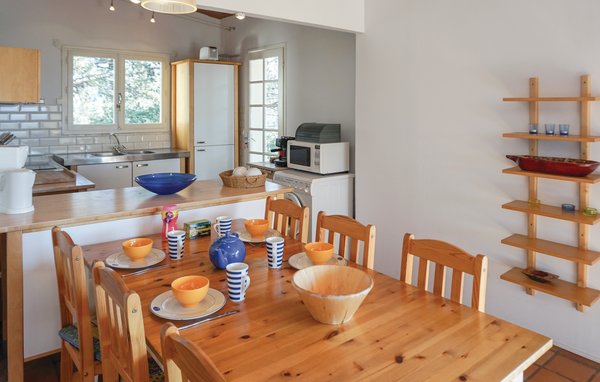 Location de vacances - Pierrerue , France - FLH319 401