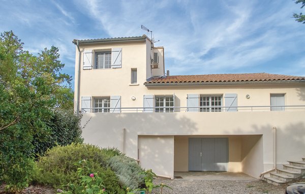 Holiday Home - Thézan-lès-Béziers , France - FLH321 81
