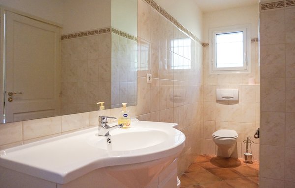Semesterhus - Pierrerue , Frankrike - FLH331 702