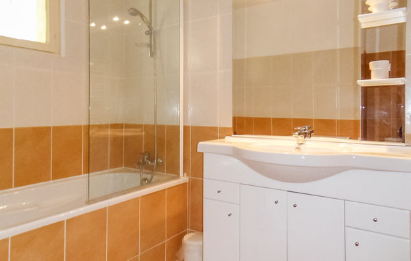 Casa de vacaciones - Pierrerue , Francia - FLH347 701