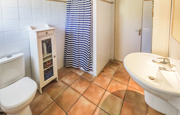 Holiday Home - Fouzilhon , France - FLH392 702