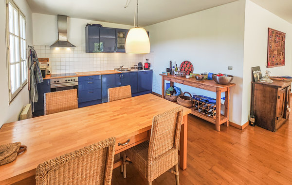 Holiday Home - Fouzilhon , France - FLH392 401
