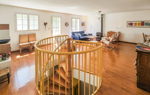 Holiday Home - Fouzilhon , France - FLH392 301
