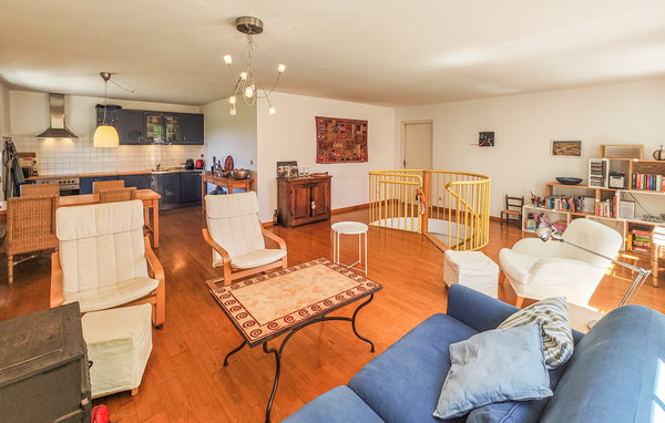 Holiday Home - Fouzilhon , France - FLH392 303
