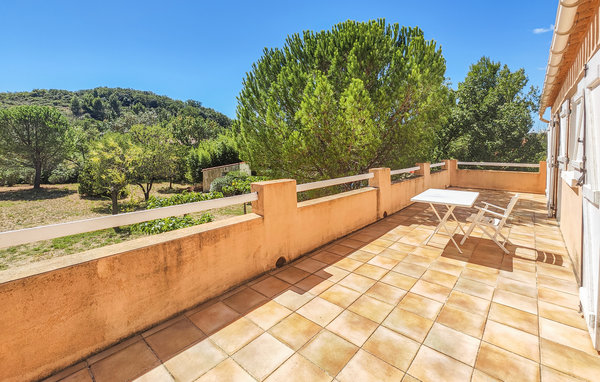 Holiday Home - Fouzilhon , France - FLH392 3