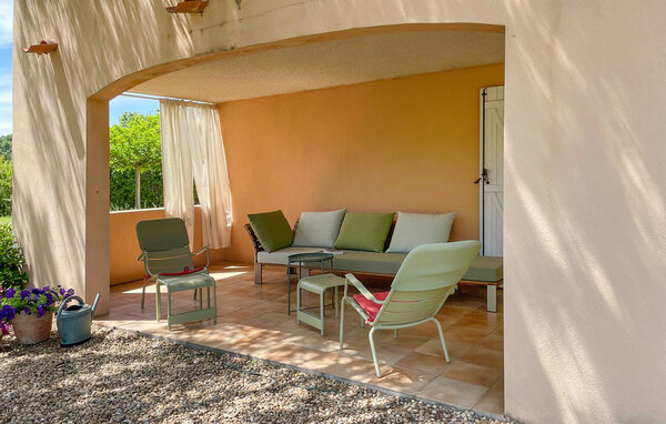 Holiday Home - Fouzilhon , France - FLH392 102