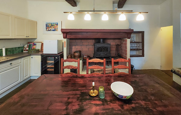 Semesterhus - Servian , Frankrike - FLH415 405