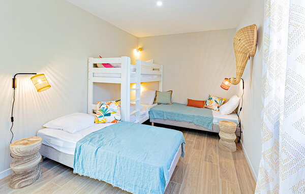 Location de vacances - Puimisson , France - FLH416 606