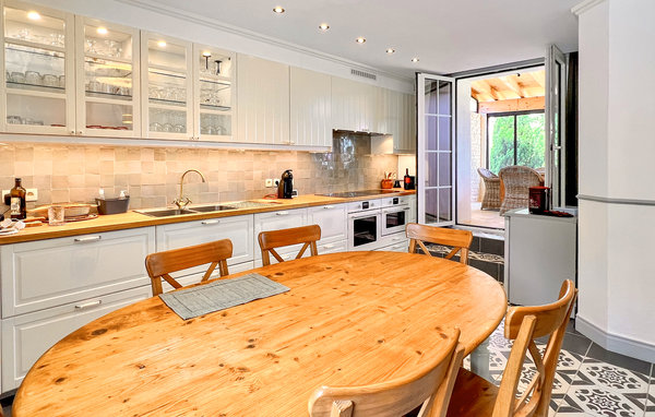 Holiday Home - Saint Jean de Minervois , France - FLH435 6