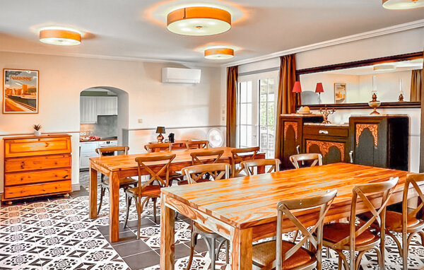 Holiday Home - Saint Jean de Minervois , France - FLH435 4