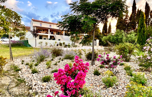 Holiday Home - Saint Jean de Minervois , France - FLH435 83